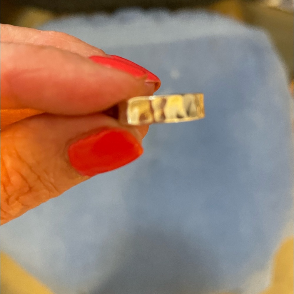 Sterling silver hammered band by James Avery!  Beautiful alone or stacked. SZ 5